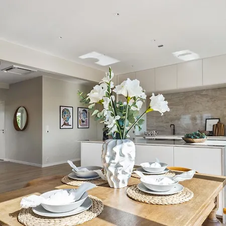 Luxury House With 5 Bedrooms Close To Oslo Centrum Hotel