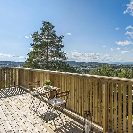 Luxury House With 5 Bedrooms Close To Oslo Centrum Lorenskog