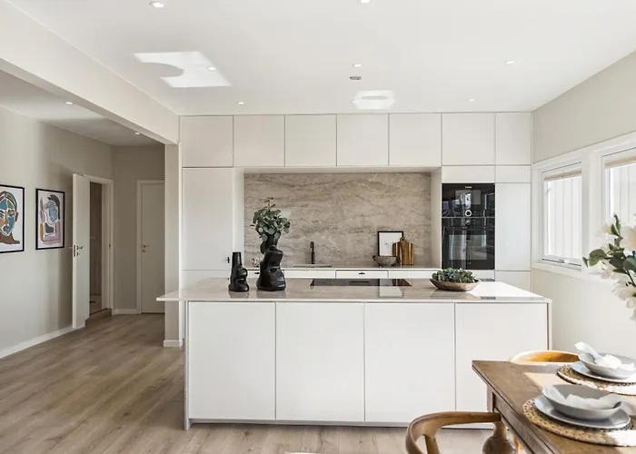Отель Luxury House With 5 Bedrooms Close To Oslo Centrum