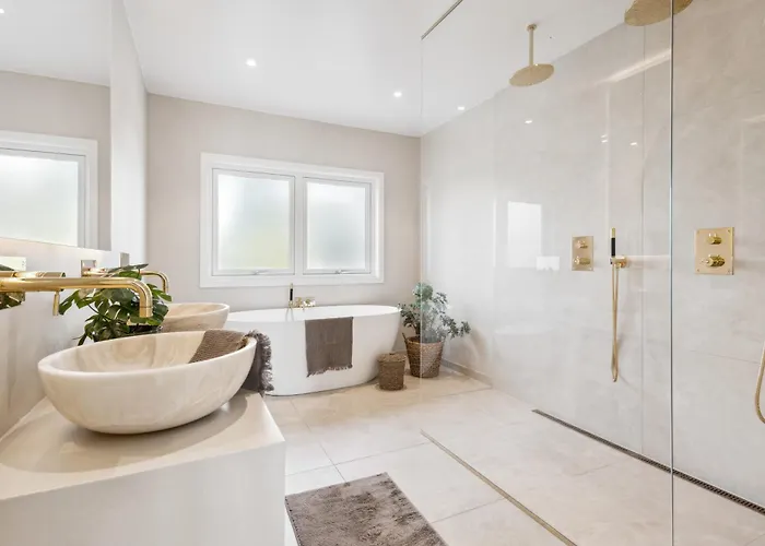 Отель Luxury House With 5 Bedrooms Close To Oslo Centrum 4*